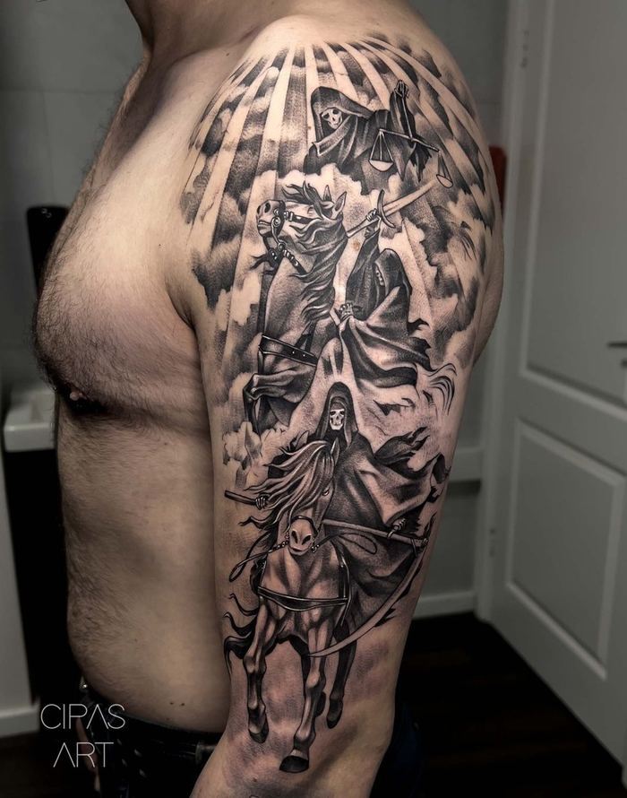 Four horsemen, shoulder